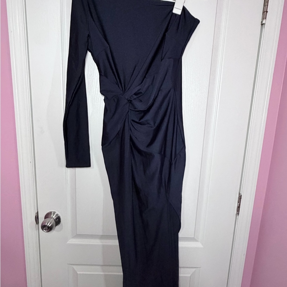 💙Fashion Nova Midnight Blue One-Shoulder Dress - Picture 3 of 7